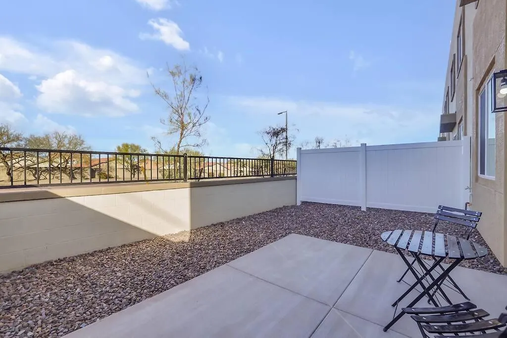 Apartment Bright & Spacious Home Sleeps 10 Phoenix